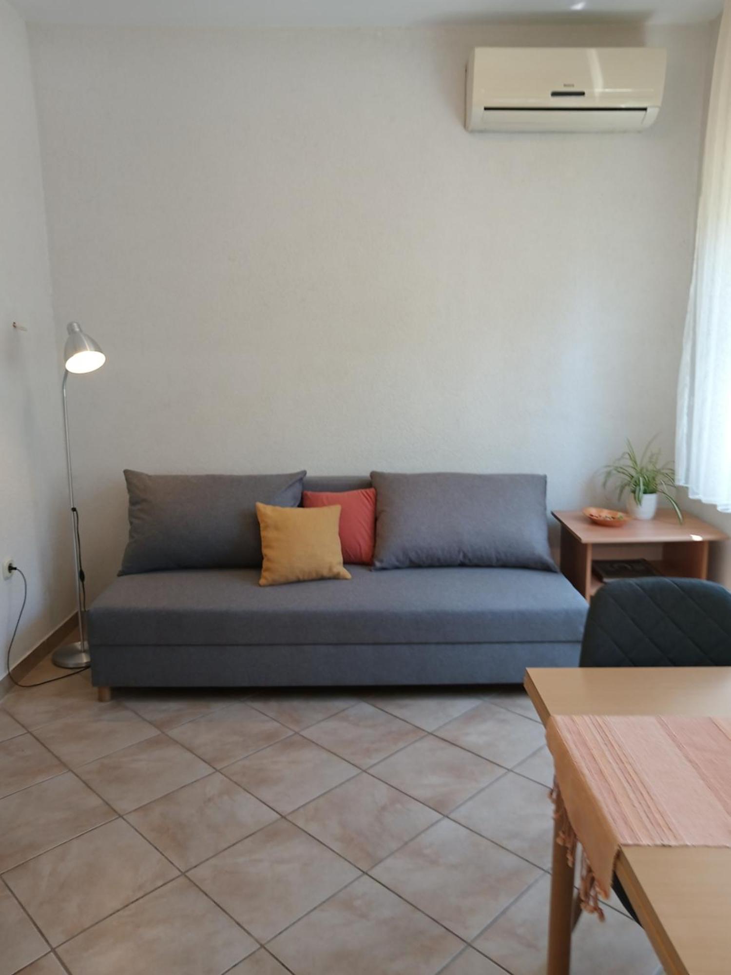 Apartments Jadranka Ivana Пула Екстер'єр фото