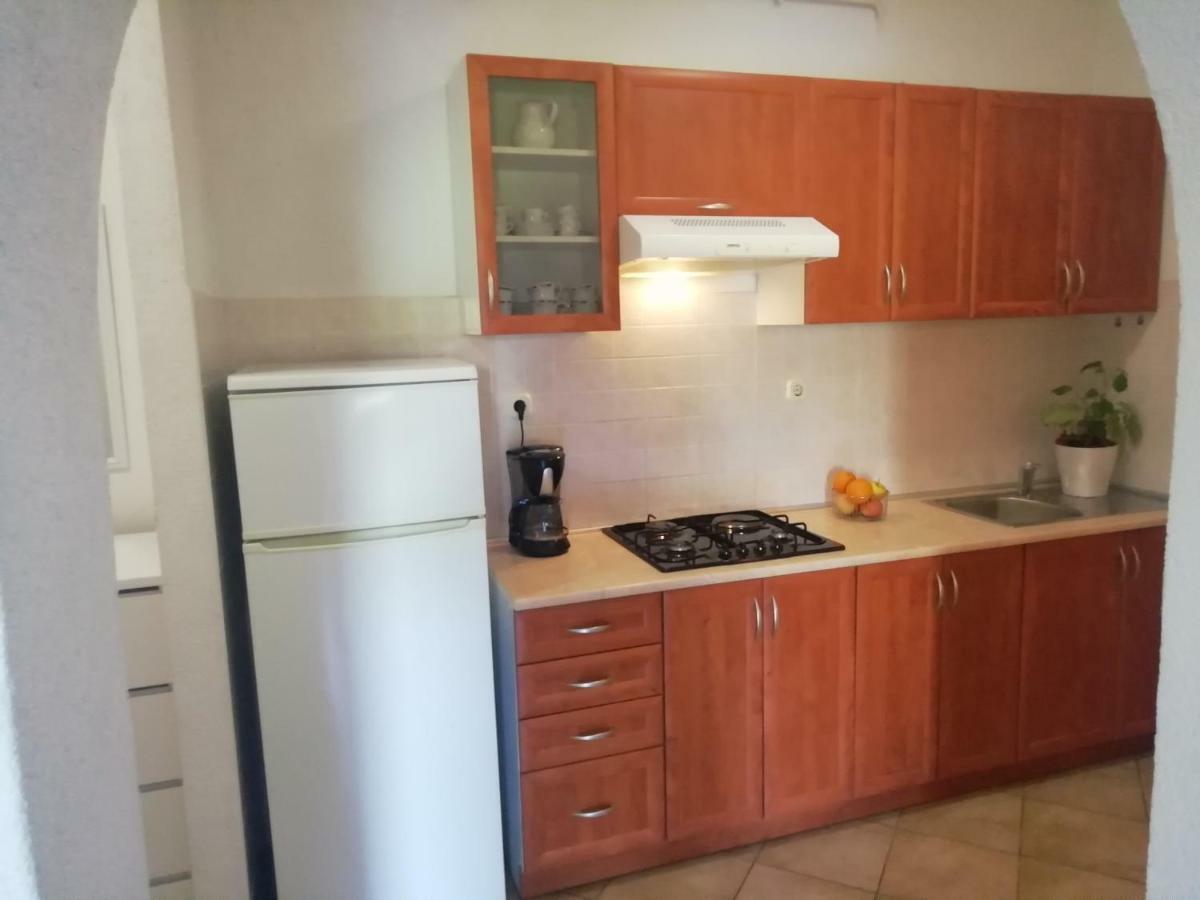 Apartments Jadranka Ivana Пула Екстер'єр фото