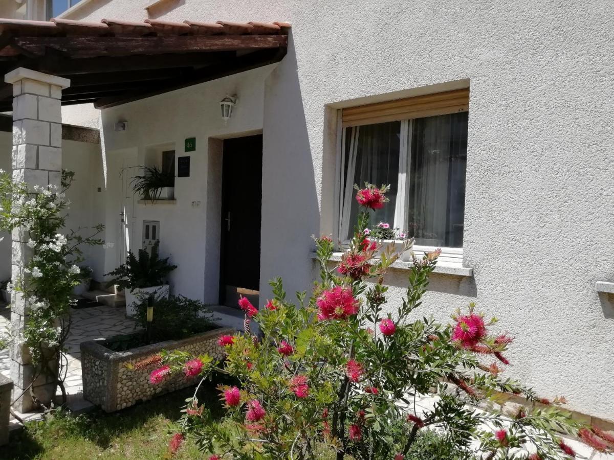 Apartments Jadranka Ivana Пула Екстер'єр фото